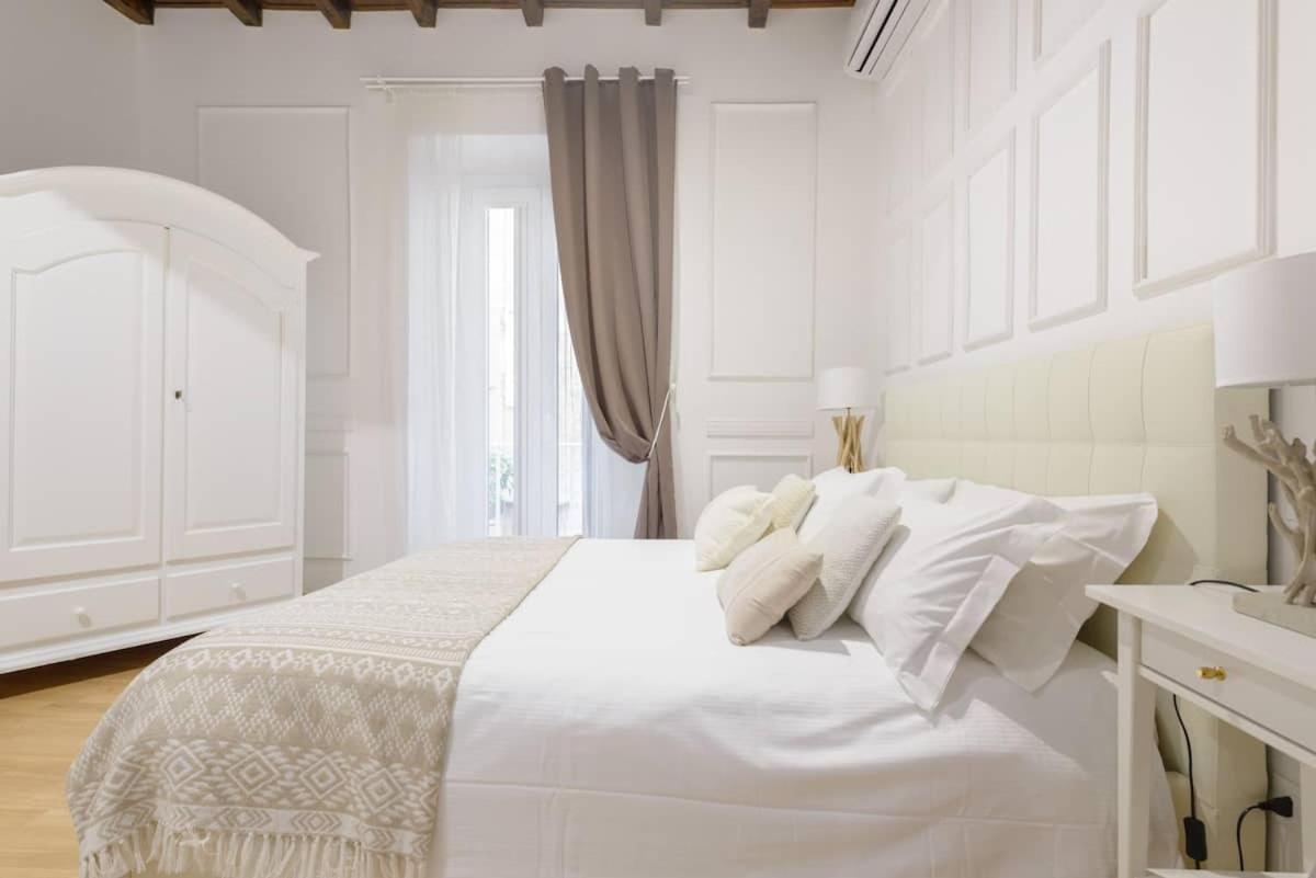Navona Love Apartment โรม ภายนอก รูปภาพ